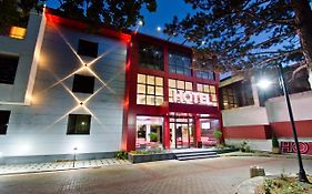 семеен ХОТЕЛ РОМАНТИКА